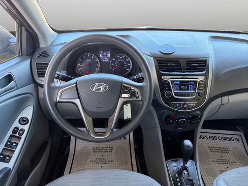 Used 2016 Hyundai Accent SE FWD image 25