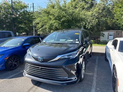 Used 2024 Toyota Sienna Platinum