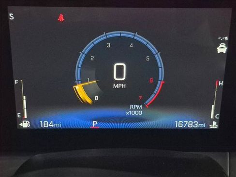 Used 2025 Chevrolet Trax LT FWD image 15