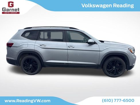 Used 2023 Volkswagen Atlas SE w/ Panoramic Sunroof Package AWD/4WD image 6