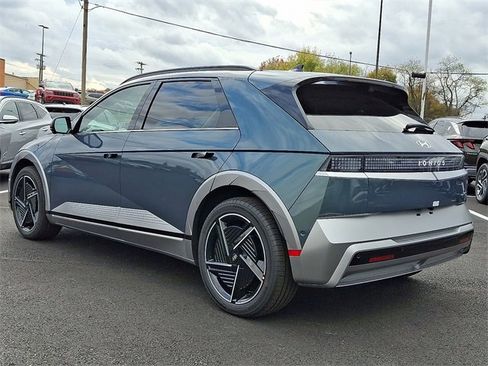 New 2026 Hyundai Ioniq 5 Limited image 3