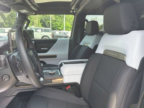 Certified 2025 GMC Hummer EV 3X w/ Battery Pack, 24 Module Pack AWD/4WD image 23