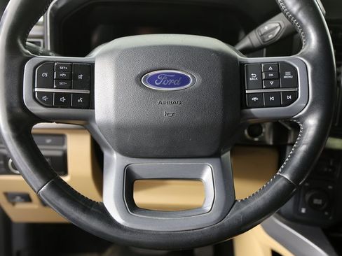 Used 2023 Ford F250 Lariat w/ Chrome Package image 13