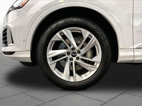 Certified 2023 Audi Q7 2.0T Premium Plus w/ Premium Plus Package AWD/4WD image 11