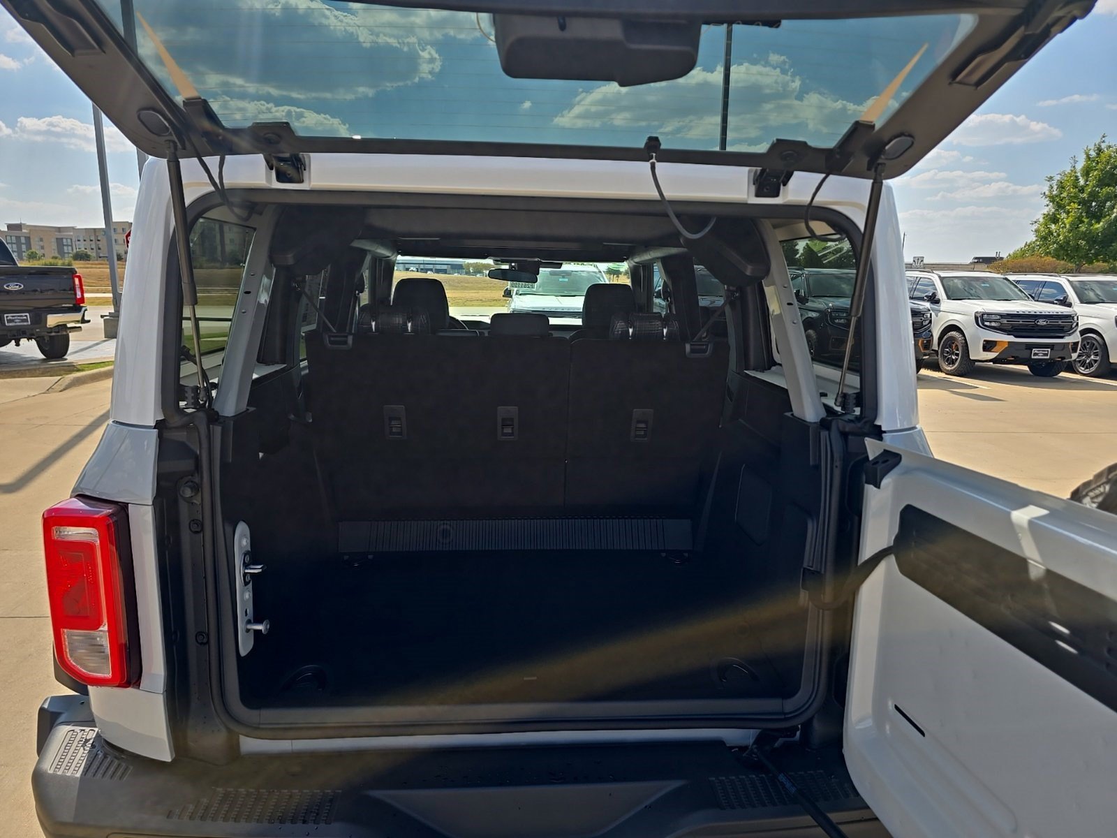 New 2026 Ford Bronco Heritage Edition AWD/4WD image 5