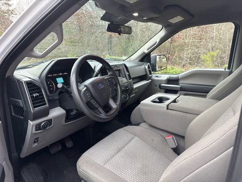 Used 2018 Ford F150 XLT image 6