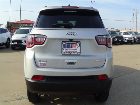 Certified 2025 Jeep Compass Latitude AWD/4WD image 7