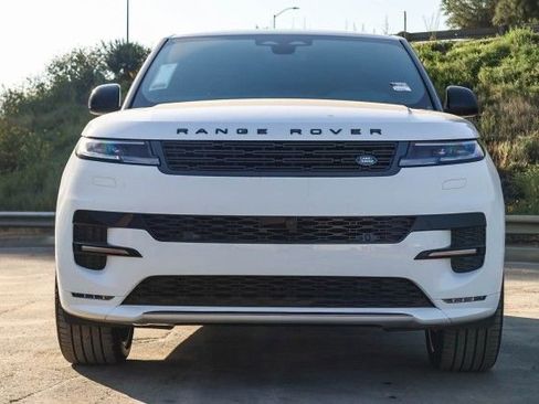 New 2025 Land Rover Range Rover Sport Dynamic SE image 2