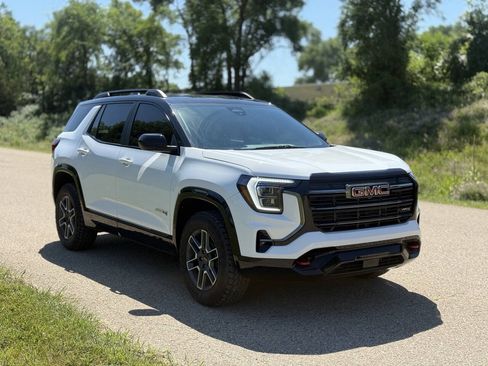 Used 2026 GMC Terrain AT4 AWD/4WD image 4