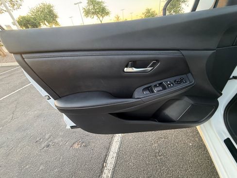 Certified 2022 Nissan Sentra SV w/ Trunk Package FWD image 13