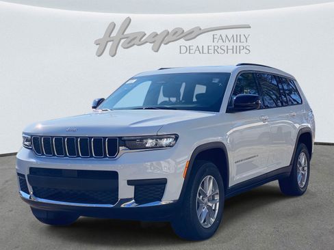 New 2025 Jeep Grand Cherokee L Laredo image 16