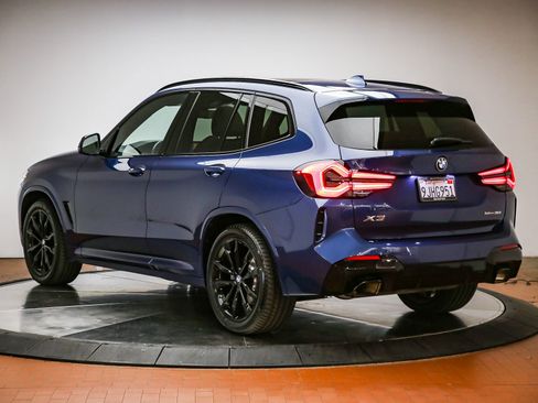 Certified 2024 BMW X3 sDrive30i w/ Premium Package RWD image 2