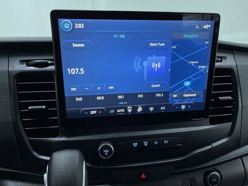 Used 2022 Ford Transit 250 Low Roof AWD image 21