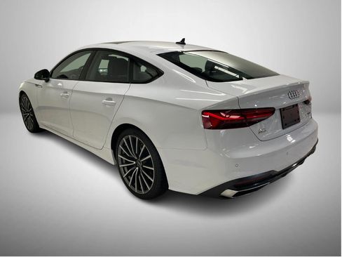 Used 2022 Audi A5 2.0T Premium Plus w/ Premium Plus image 6