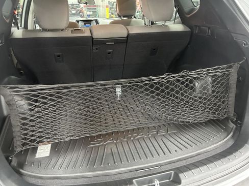 Used 2018 Hyundai Santa Fe Sport image 7