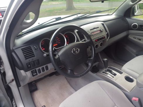 Used 2006 Toyota Tacoma 4x4 Double Cab image 7
