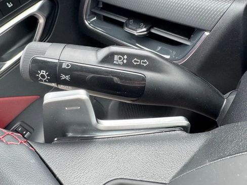 New 2025 Kia K4 GT-Line image 17