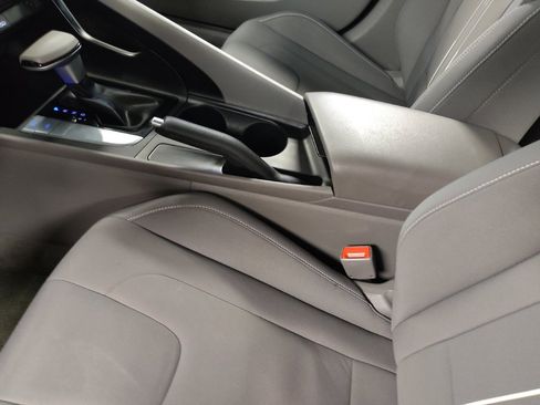 Used 2024 Hyundai Elantra SEL FWD image 26