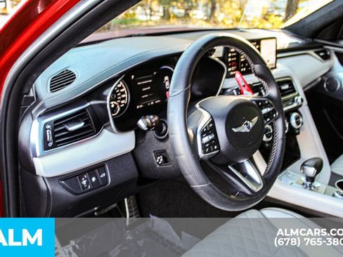 Used 2022 Genesis G70 3.3T image 27