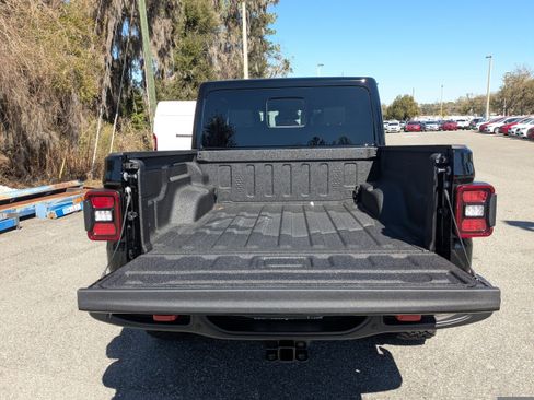 New 2026 Jeep Gladiator Rubicon image 12