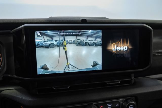 Used 2025 Jeep Gladiator Sport AWD/4WD image 55