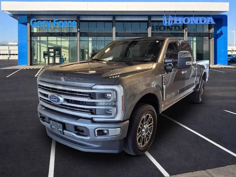 Used 2025 Ford F350 Platinum w/ Platinum Plus Package AWD/4WD image 4
