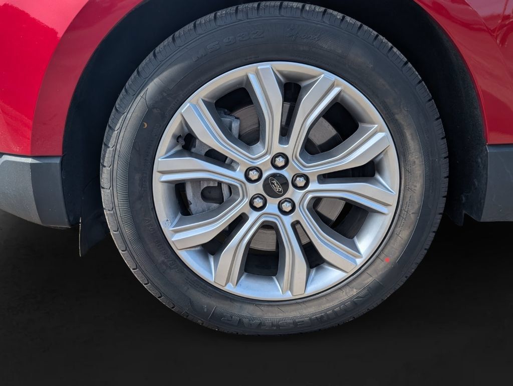 Used 2024 Ford Edge Titanium AWD/4WD image 26