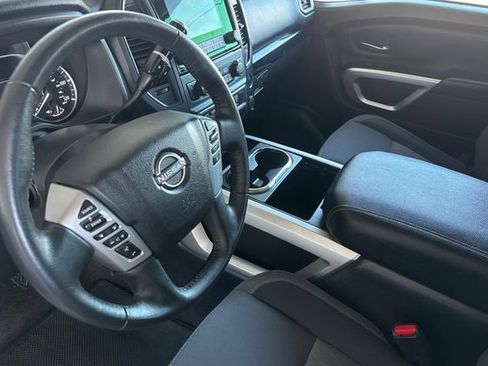 Certified 2024 Nissan Titan SV w/ SV Convenience Package AWD/4WD image 10