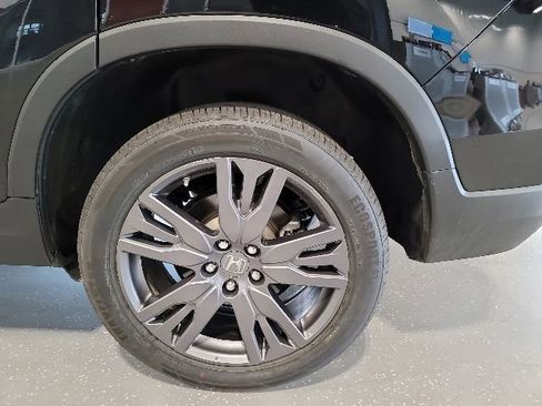 Used 2021 Honda Passport EX-L image 11
