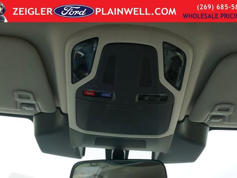 Used 2023 Subaru Outback Premium AWD/4WD image 29