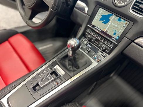 Used 2015 Porsche Boxster S image 27