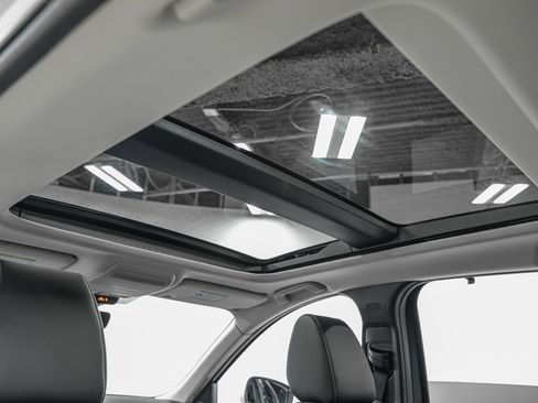 Used 2024 MAZDA CX-90 Plug-In Hybrid w/ Premium Pkg image 26