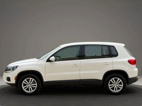 Used 2014 Volkswagen Tiguan S image 6