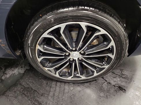 Used 2016 Toyota Corolla S image 10