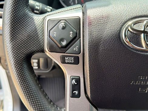 Used 2022 Toyota Tacoma Limited w/ Nightshade Package AWD/4WD image 17
