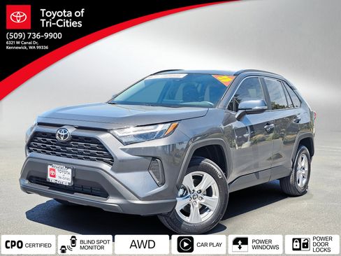 Used 2025 Toyota RAV4 XLE AWD/4WD image 1