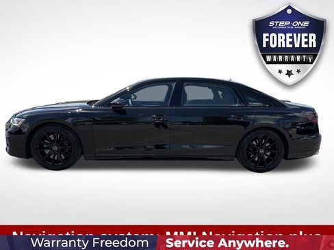 Used 2024 Audi S8 AWD/4WD image 4