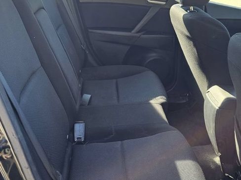 Used 2010 MAZDA MAZDA3 i Touring FWD image 8