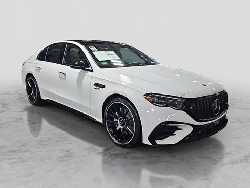 New 2026 Mercedes-Benz E 53 AMG e 4MATIC Sedan image 3