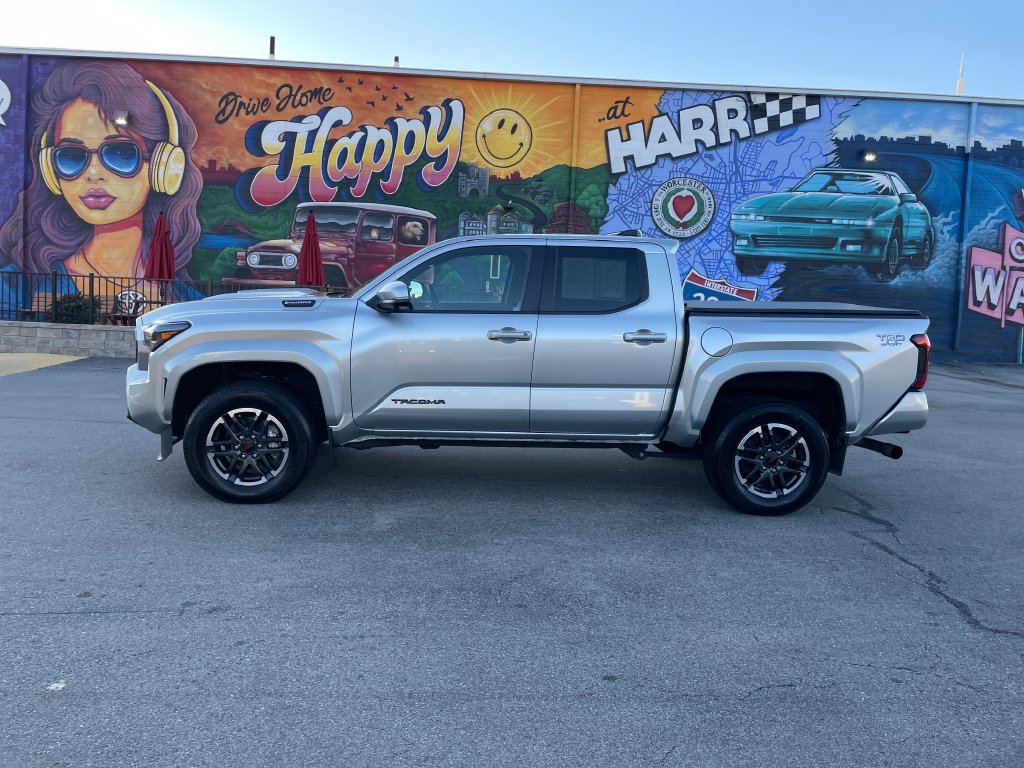 Used 2024 Toyota Tacoma TRD Sport w/ TRD Sport Premium Package AWD/4WD image 2