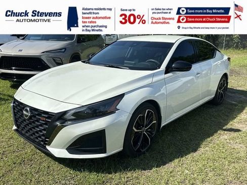 Used 2023 Nissan Altima 2.5 SR FWD image 5