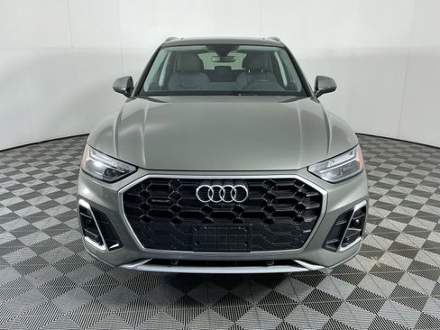 Certified 2025 Audi Q5 e Premium Plus w/ Premium Plus Package AWD/4WD image 2