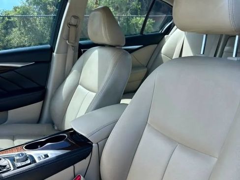 Used 2018 INFINITI Q50 Luxe AWD/4WD image 10