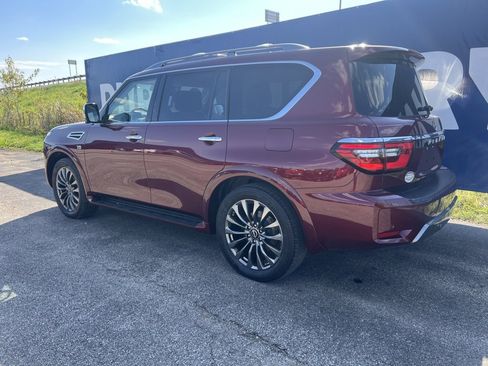 Used 2022 Nissan Armada Platinum w/ Captain's Chairs Package image 8