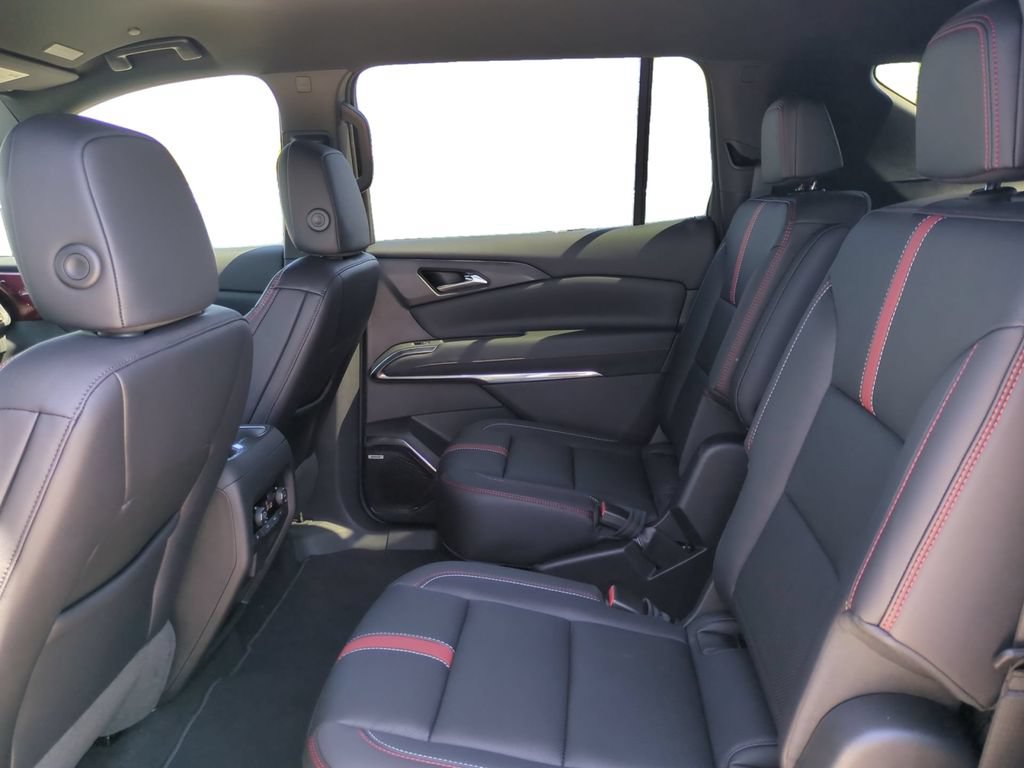 New 2026 Chevrolet Traverse RS FWD image 13