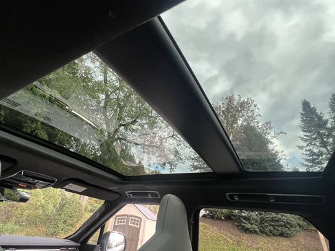 Used 2025 Land Rover Range Rover Sport SV Edition Two image 15