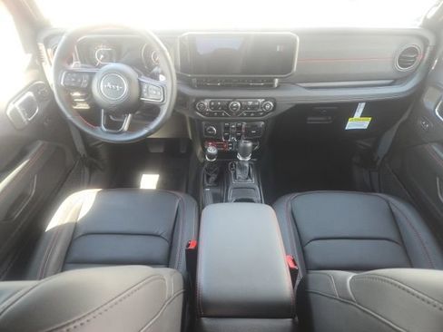 Used 2026 Jeep Wrangler Unlimited Rubicon 392 w/ Quick Order Package 27X Moab AWD/4WD image 27