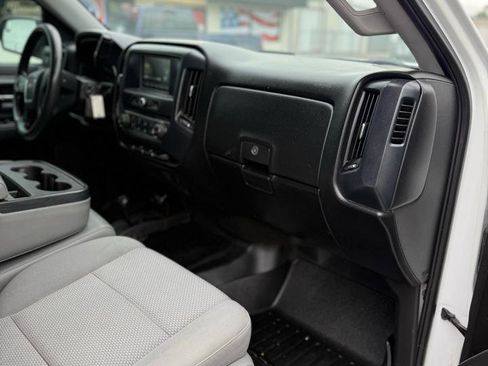Used 2018 GMC Sierra 1500 4x4 Crew Cab w/ Sierra Convenience Package image 10