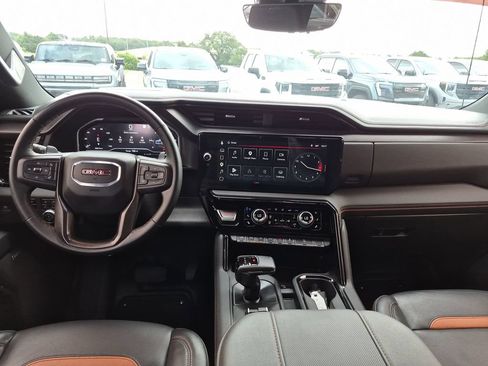 Certified 2024 GMC Sierra 1500 AT4 w/ Technology Package AWD/4WD image 33