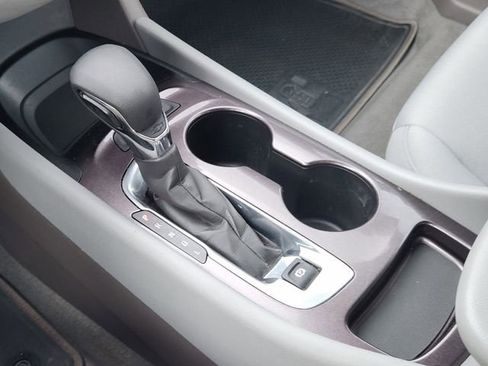 Used 2023 Chevrolet Malibu LS FWD image 18